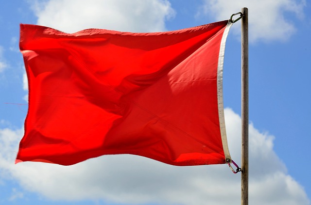 6 Client Red Flags Freelancers Should Run From